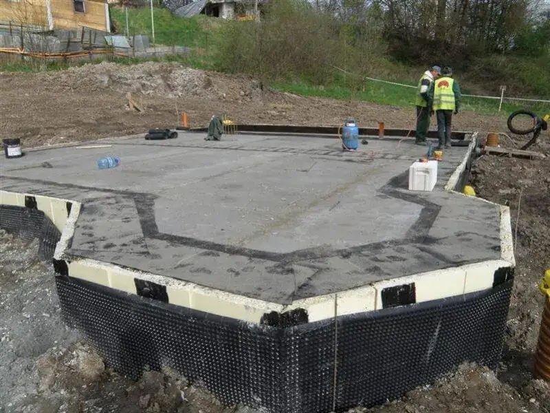 Przyłącza mediów do działki budowlanej