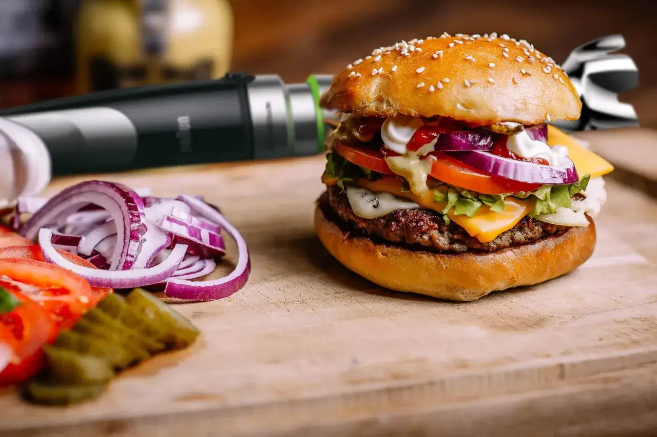 r&oacute;żne sosy do burger&oacute;w domowe