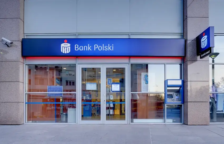 Zdjęcie Kredyty PKO Bank Polski: poznaj prawdziwe opinie klientów i doświadczenia