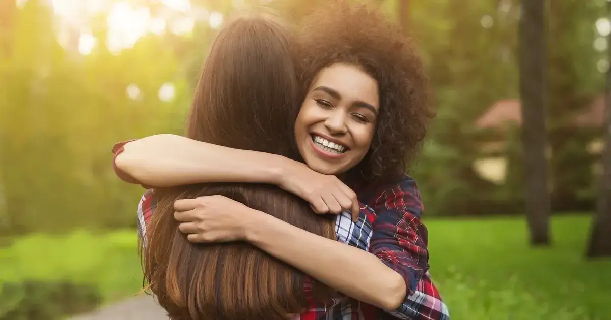 Zdjęcie Jak składać życzenia imieninowe, aby wywołać uśmiech i radość