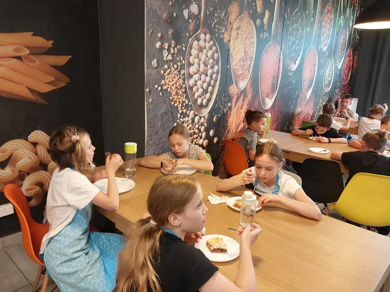 Zdjęcie Radosne warsztaty kulinarne dla dzieci i rodziców – gotowanie w rodzinie