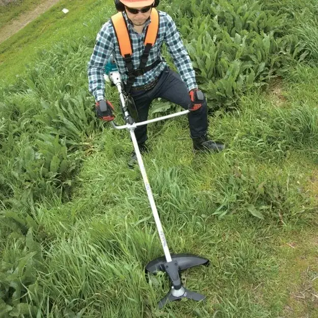 kosa spalinowa makita ebh341u w akcji