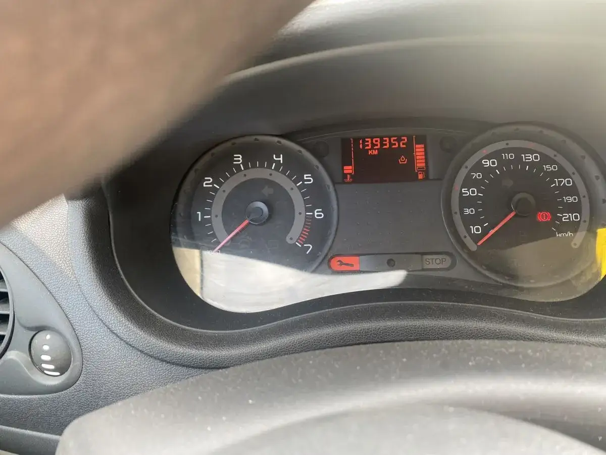 Jak skasować kontrolkę serwisową klucz