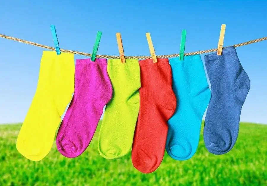 nieoczywiste zastosowania skarpetek lifehacki