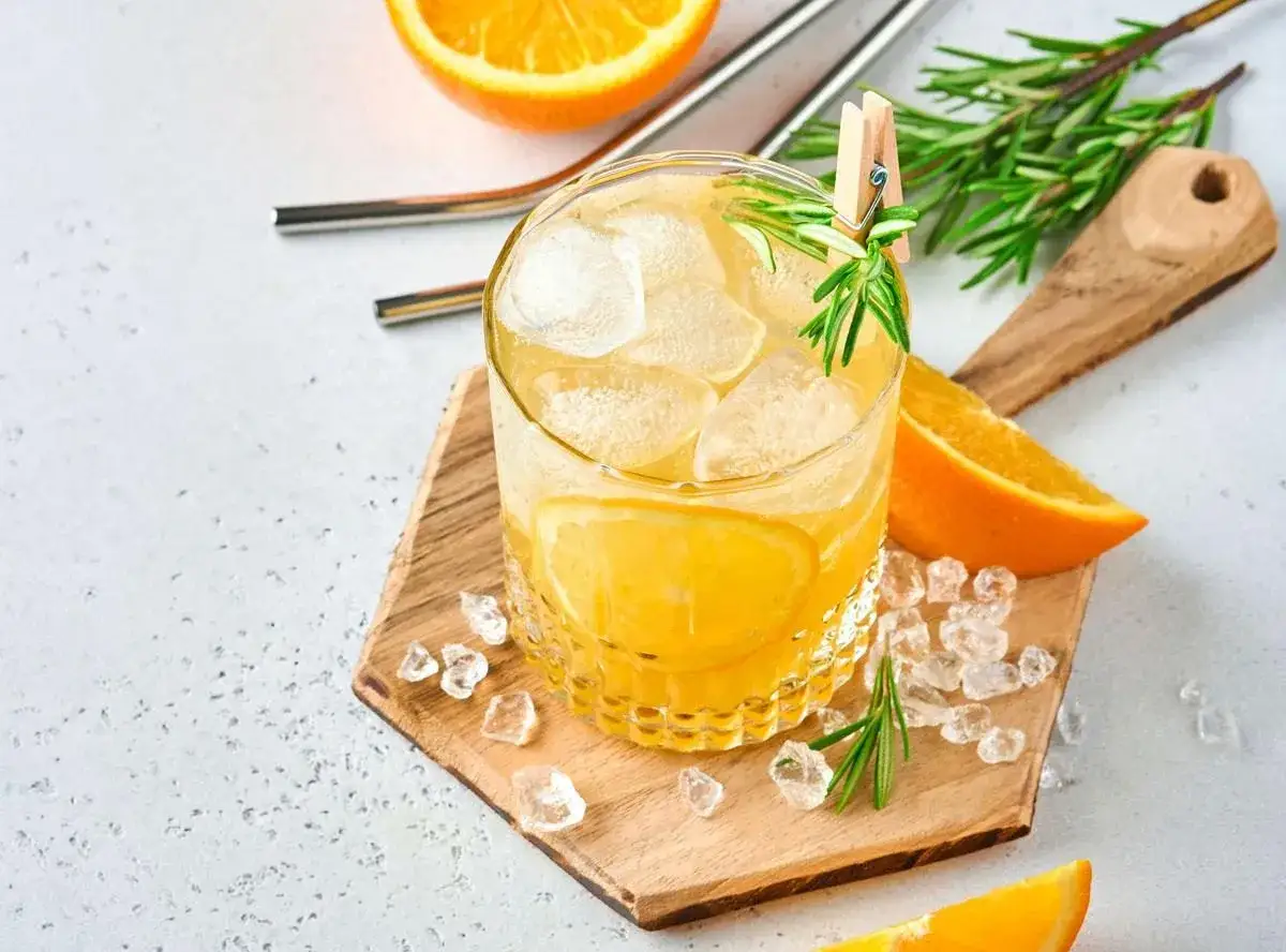Krok po kroku przepis na drink z ginem i sokiem pomarańczowym