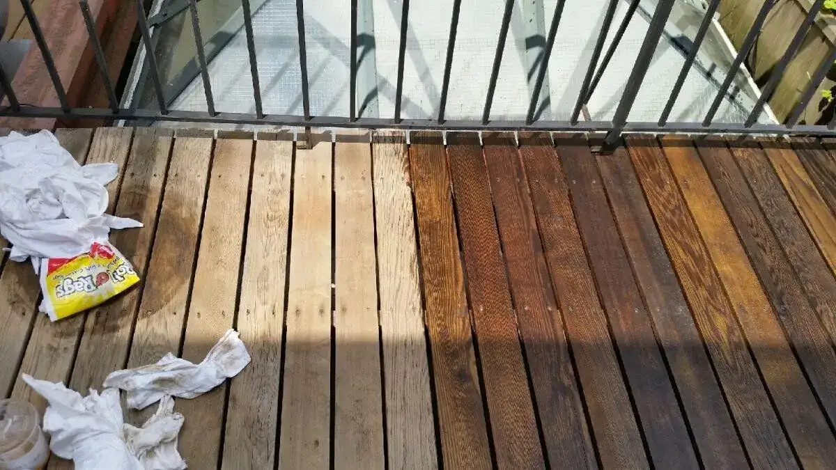 olejowanie tarasu drewnianego przed i po