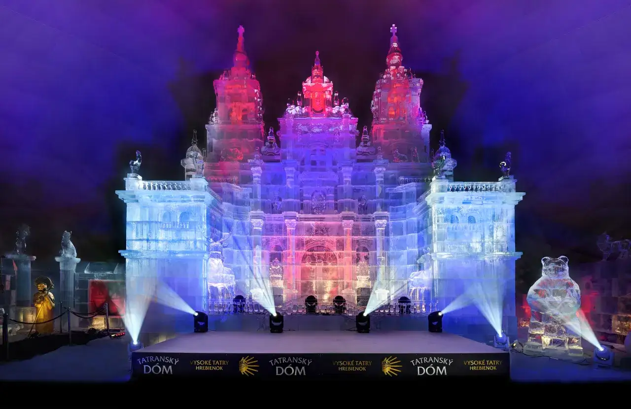 Zdjęcie Rzeźby lodowe: jak powstają, gdzie je zobaczyć i najciekawsze festiwale