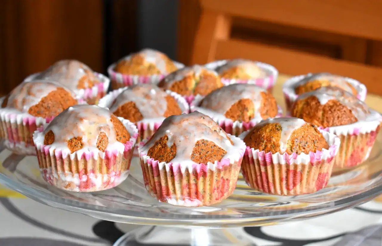 Pyszne babeczki bezglutenowe przepis na nie znajdziesz w opisie. Idealne na deser!