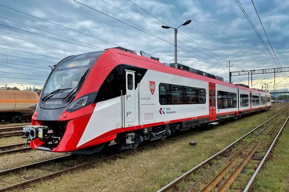 nowoczesny szynobus spalinowy w Polsce