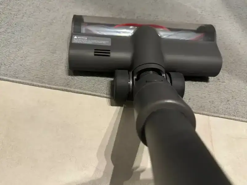 Różne rodzaje elektroszczotek do odkurzaczy pionowych