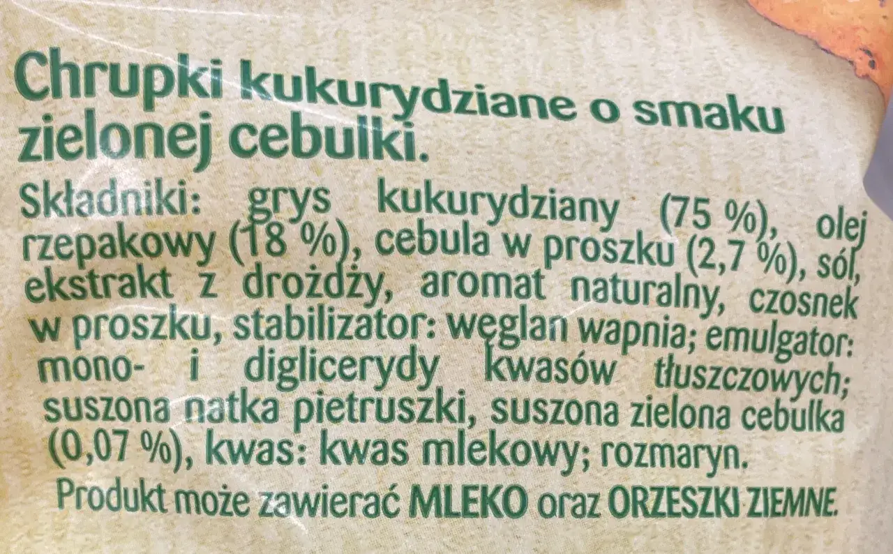 Chrupki kukurydziane o smaku zielonej cebulki. Składniki zawierają m.in. suszoną zieloną cebulkę.