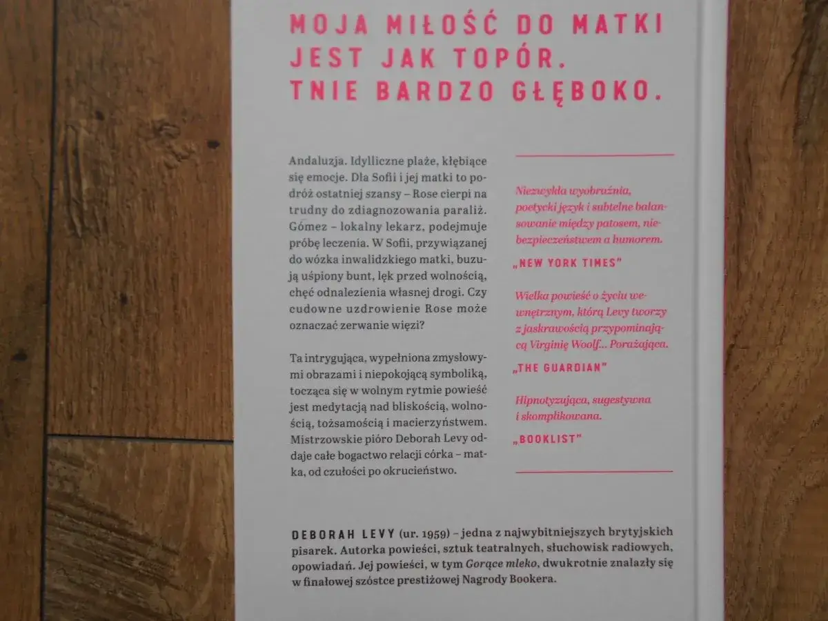Deborah Levy Gorące mleko okładka książki