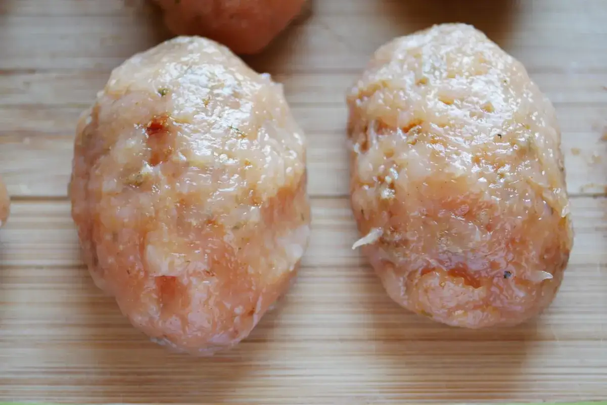 tradycyjne dania z mielonego kurczaka