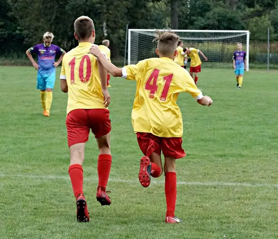 złoty gol piłka nożna