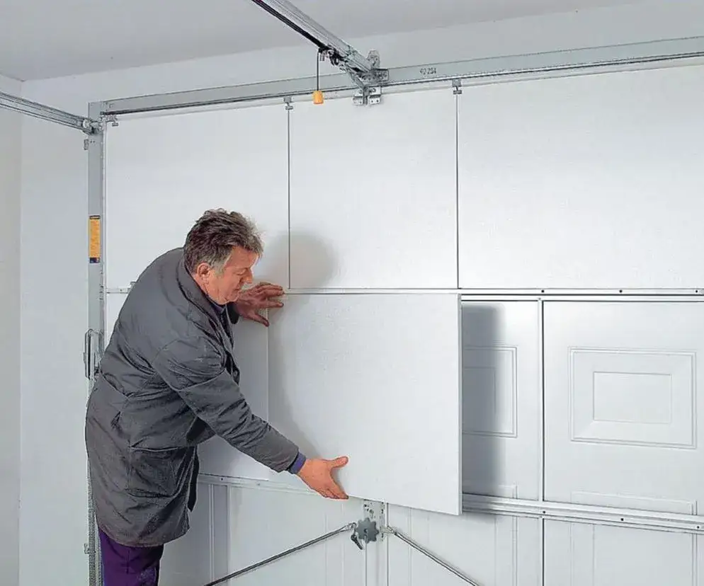 Ocieplenie drzwi garażowych styropianem