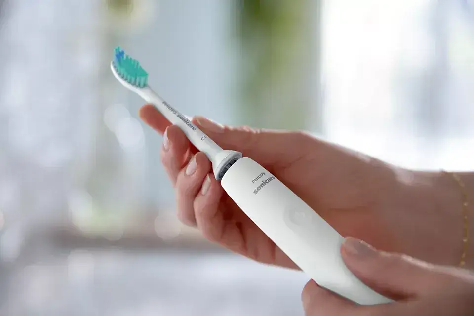 Szczoteczka soniczna Philips Sonicare w akcji