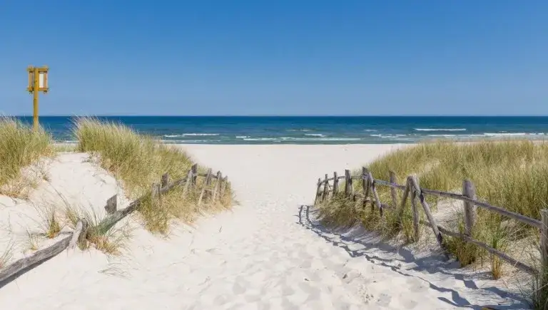 Tanie wakacje nad Bałtykiem, budżetowy wyjazd nad morze Polska
