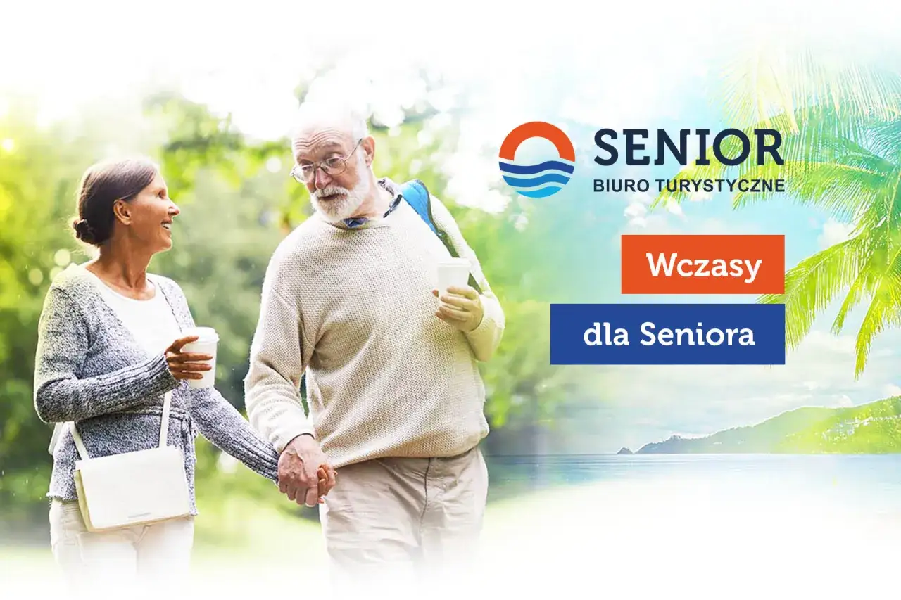 Szczęśliwi seniorzy rozmawiający na spacerze. Czy z bonem turystycznym dla senior&oacute;w czeka ich wymarzony urlop?