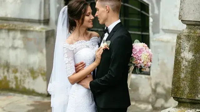 Zdjęcie Czy Świadek Jehowy może być z katolikiem? Zasady, wyzwania i porady dla par międzywyznaniowych