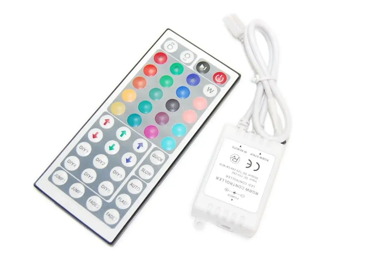 Pilot do LEDów i kontroler RGBW. Dowiedz się, jak zresetować pilot do ledów, aby przywrócić jego domyślne ustawienia.
