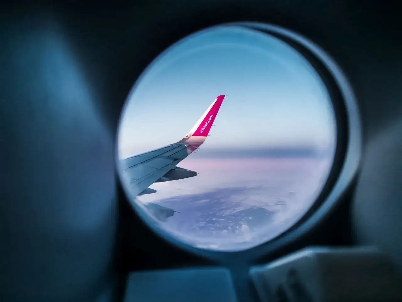 Wykres zależności gęstości powietrza od wysokości