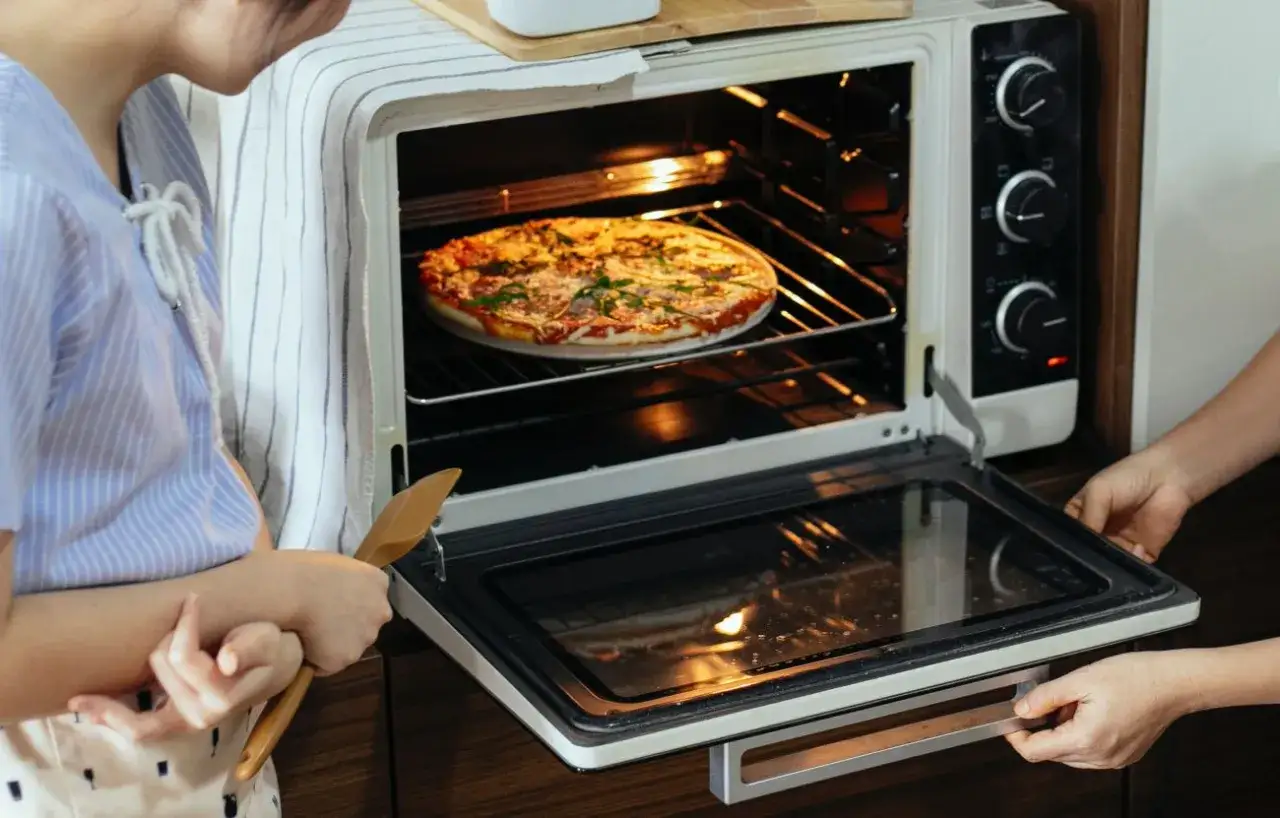 Zdjęcie Jaki piekarnik elektryczny wolnostojący wybrać? Porównanie modeli
