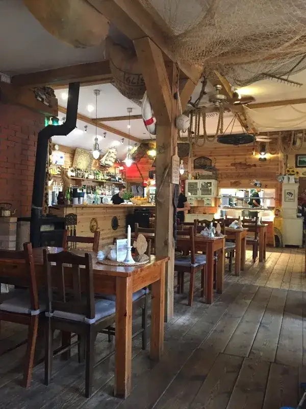 Zdjęcie Gdzie zjeść w Jastrzębiej Górze? Odkryj najlepsze restauracje