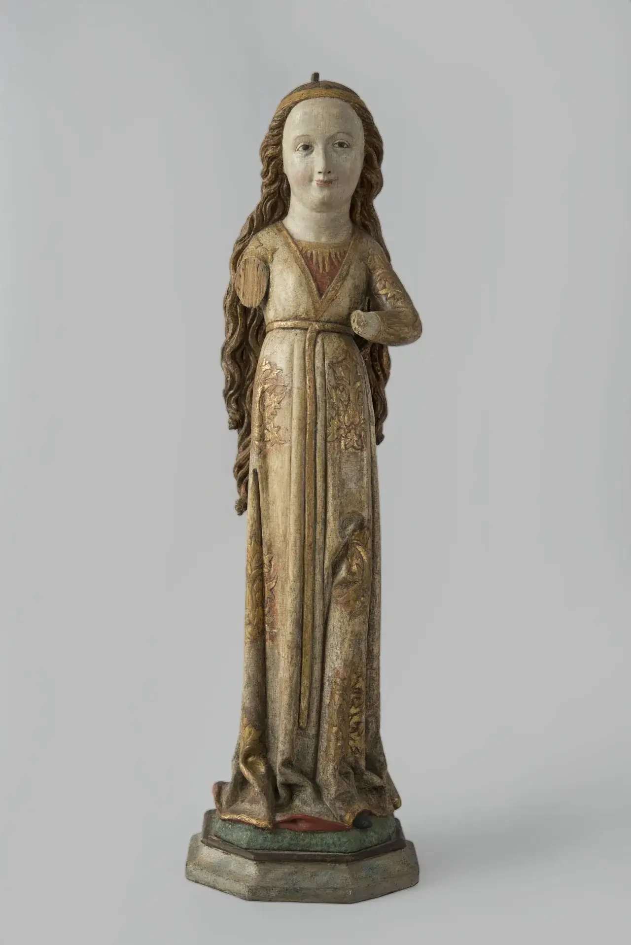 Zdjęcie Średniowiecze rzeźba: Tajemnice stylów romańskiego i gotyckiego