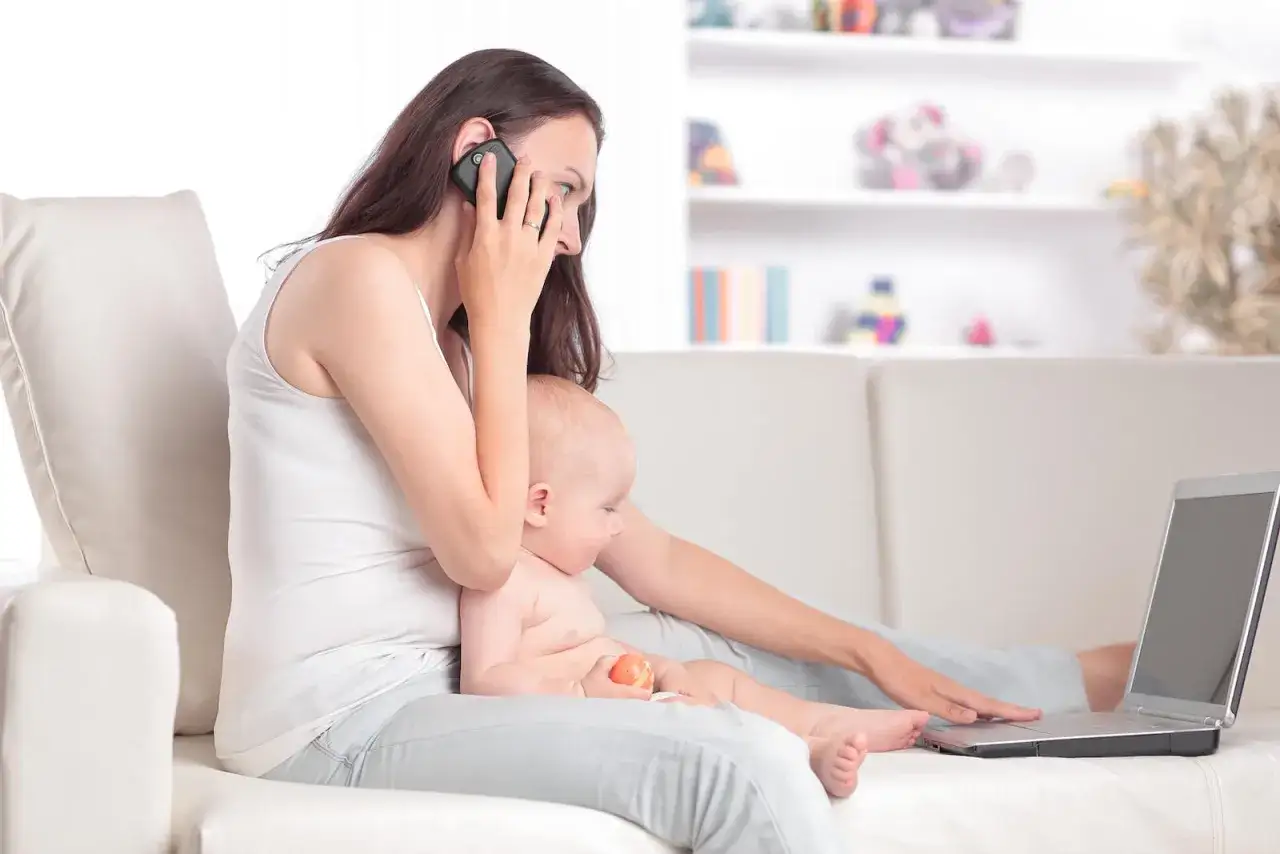 Zdjęcie Urlop wychowawczy gdzie składać wniosek – uniknij problemów z akceptacją