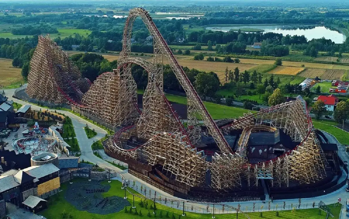 Zdjęcie Energylandia - kiedy otwarcie rollercoastera i co warto wiedzieć