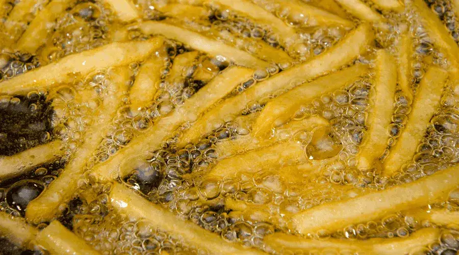 Zdjęcie Ile smażyć frytki na głębokim oleju, aby uniknąć niepowodzeń?