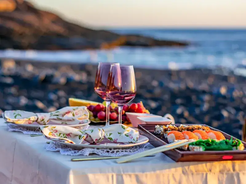 romantyczna kolacja Darł&oacute;wko widok na morze