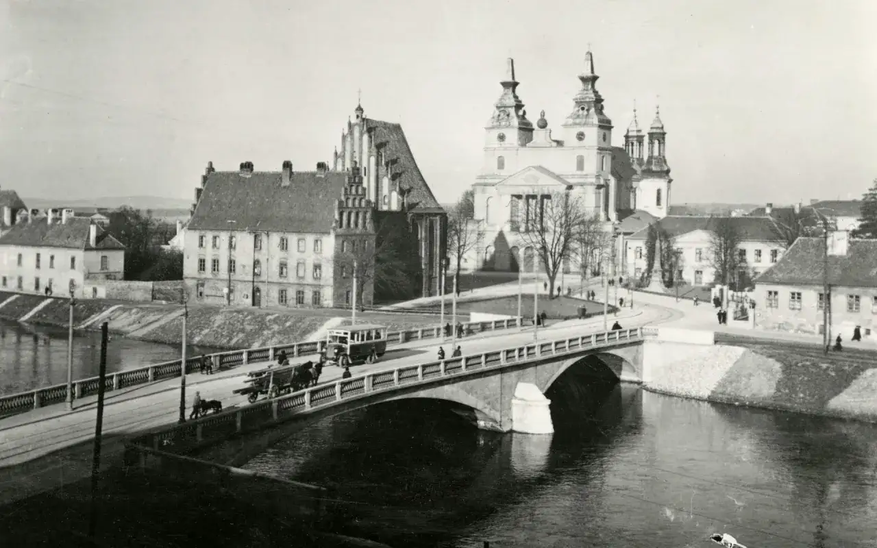 Historyczny Poznań nad Wartą Ostr&oacute;w Tumski