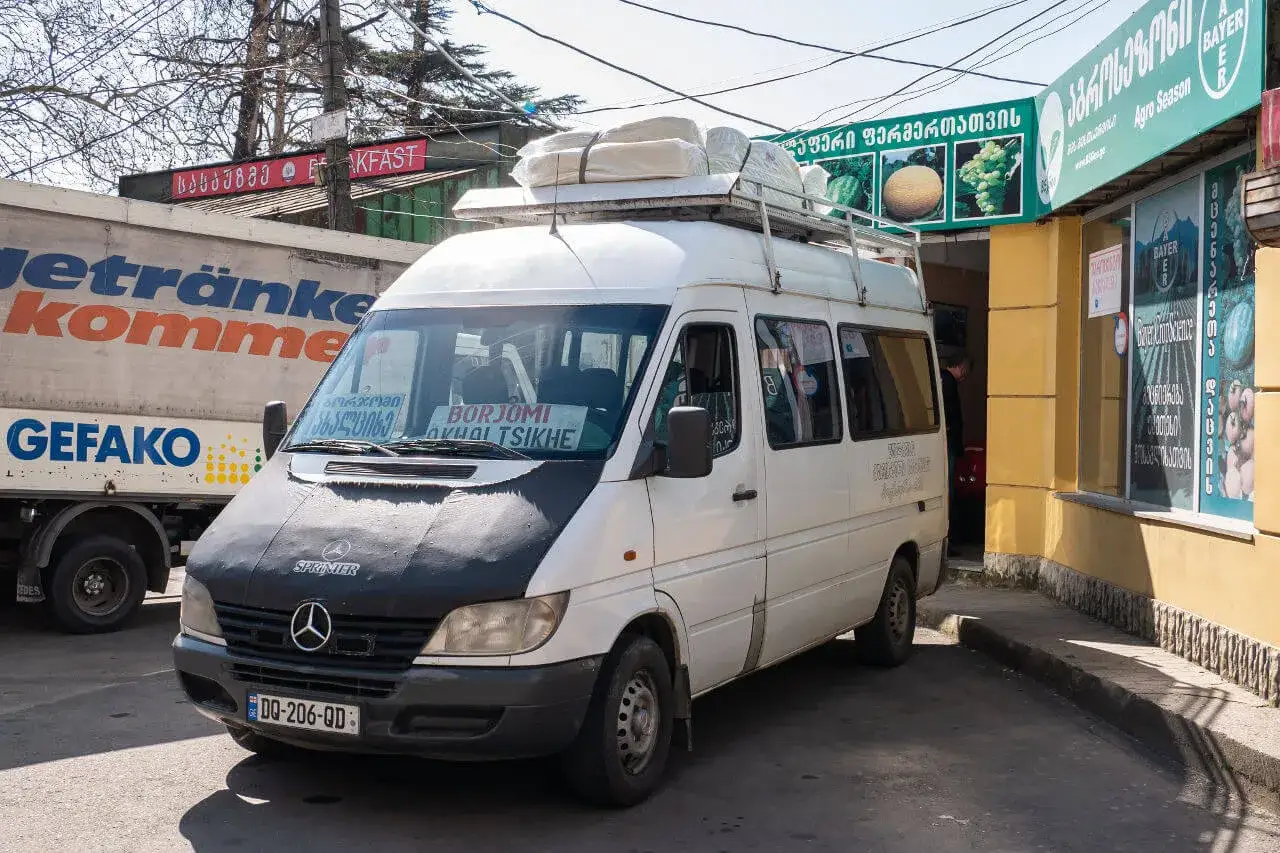 Kutaisi dworzec autobusowy marszrutki