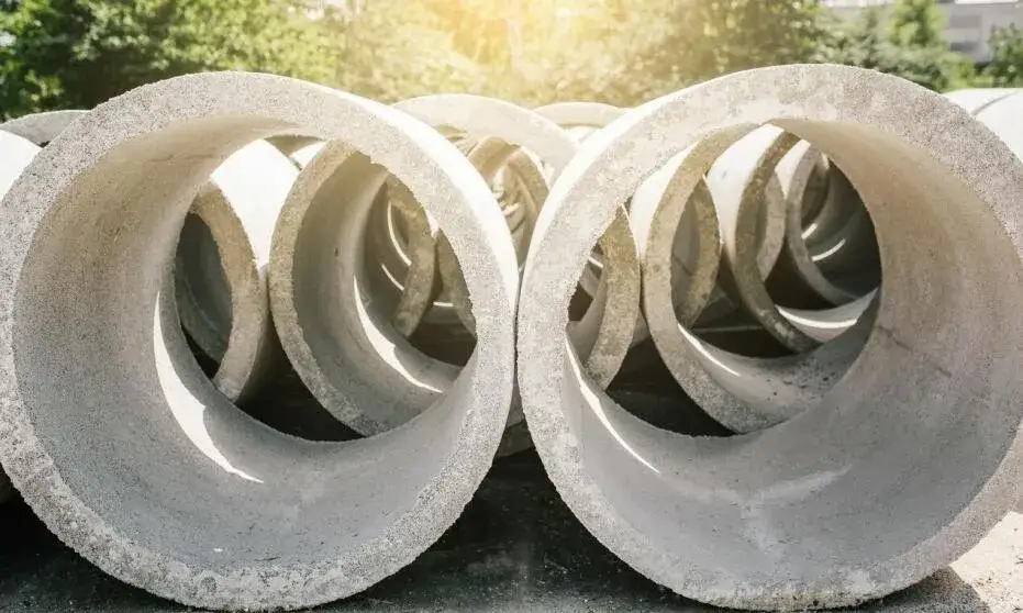 zastosowania kręg&oacute;w betonowych w ogrodzie i budownictwie