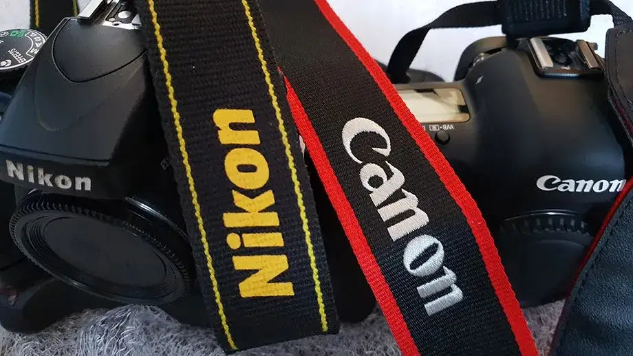 jak sprawdzić używaną lustrzankę pełnoklatkową