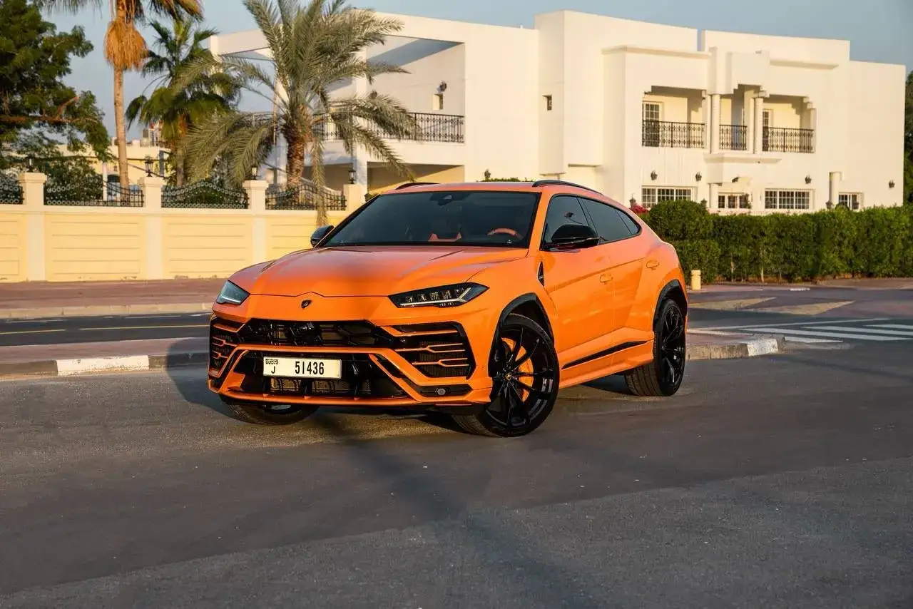 Wynajem Lamborghini Dubaj Huracan Urus