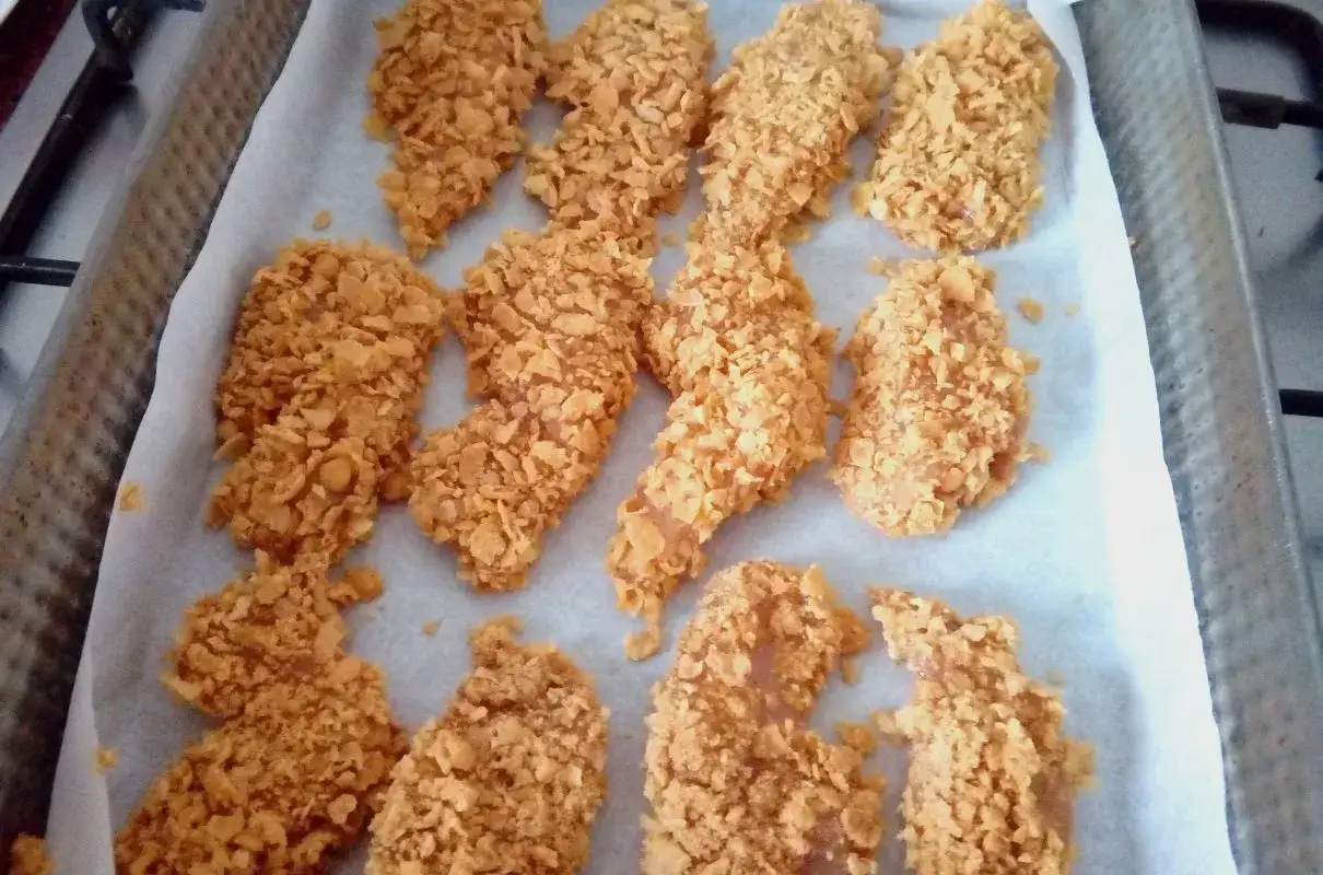 Pierś z kurczaka i udka do nuggetsów