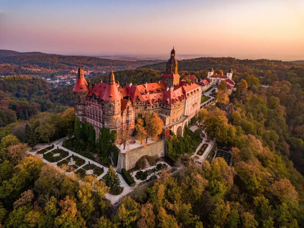 Zamek Książ Wałbrzych z lotu ptaka