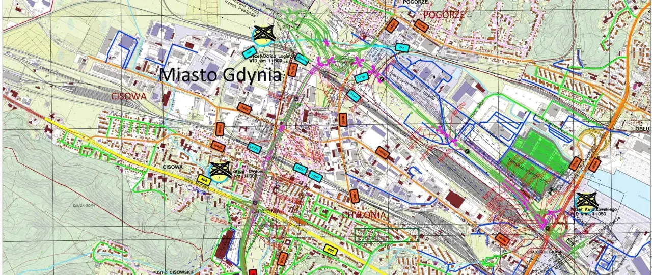 Mapa Gdyni z oznaczeniami dróg i węzłów. Wskazówki, jak sprawdzić kto jest zarządcą drogi, znajdują się na mapie w formie opisów przy węzłach i odcinkach dróg.