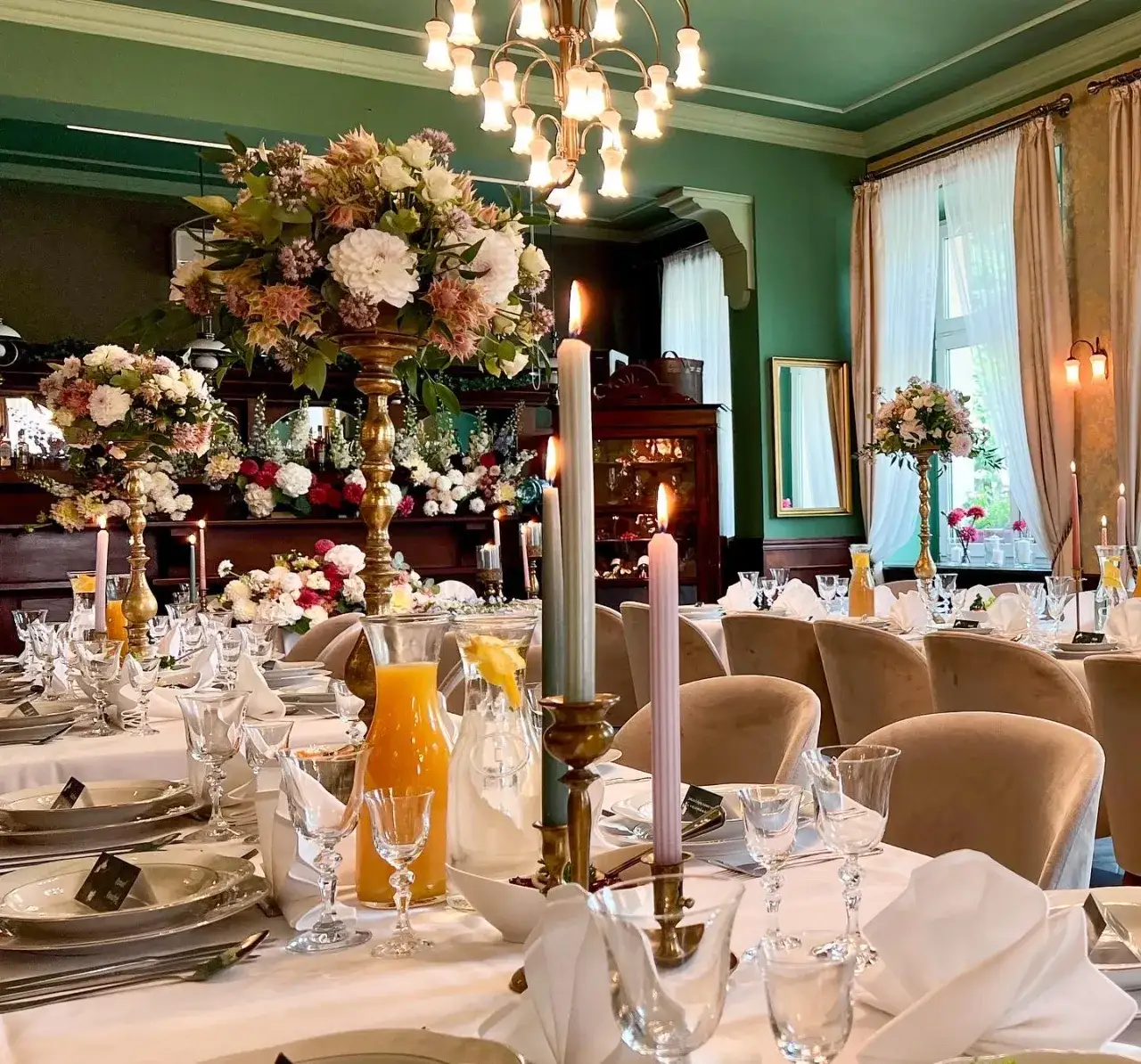 Elegancka restauracja wnętrze Kudowa Zdrój