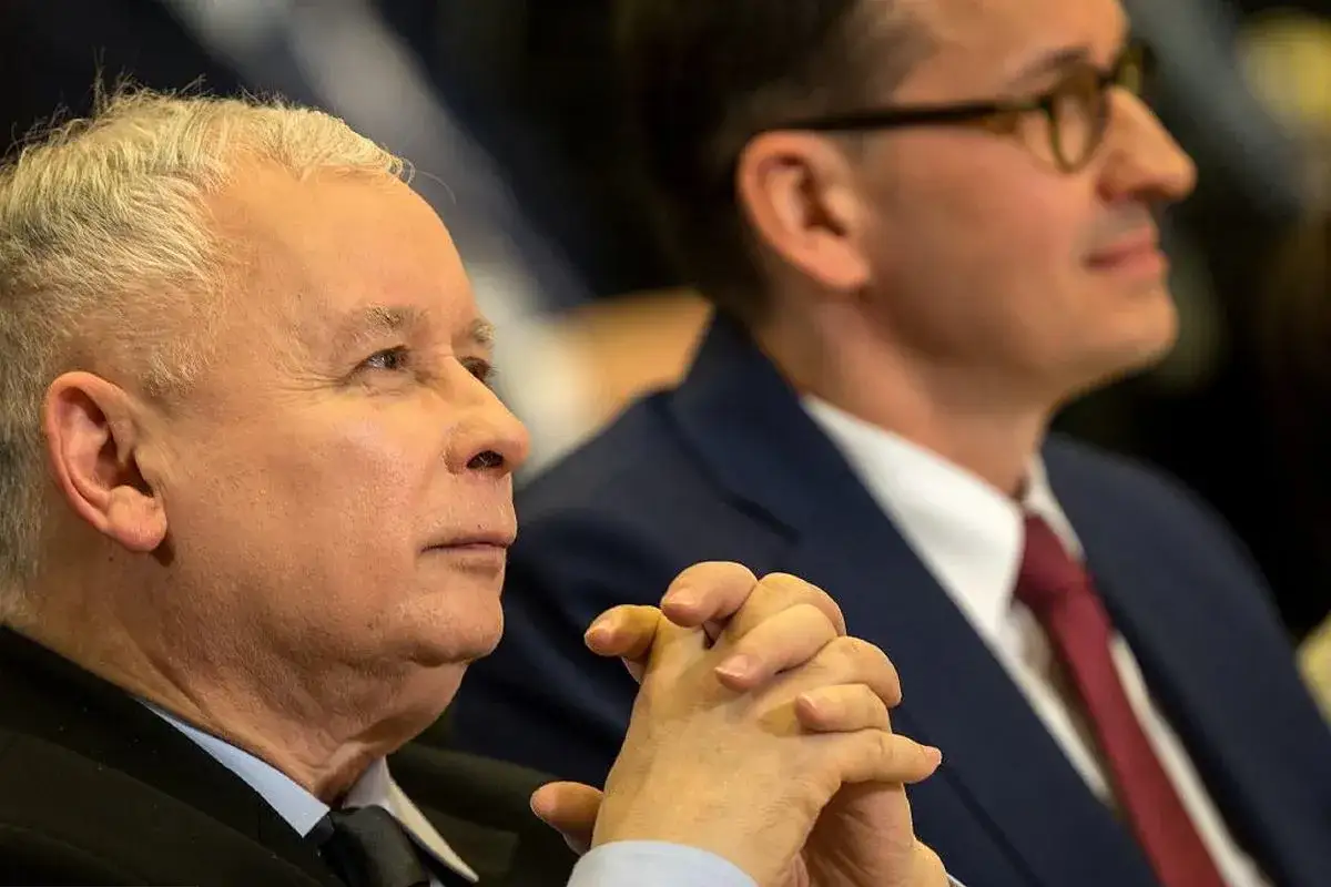 Jarosław Kaczyński i Mateusz Morawiecki zastanawiają się, kogo Andrzej Duda wyznaczy na swojego następcę w walce o pałac prezydencki.