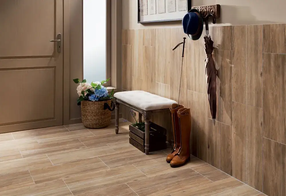 wzory układania płytek optycznie poszerzające przedpok&oacute;j