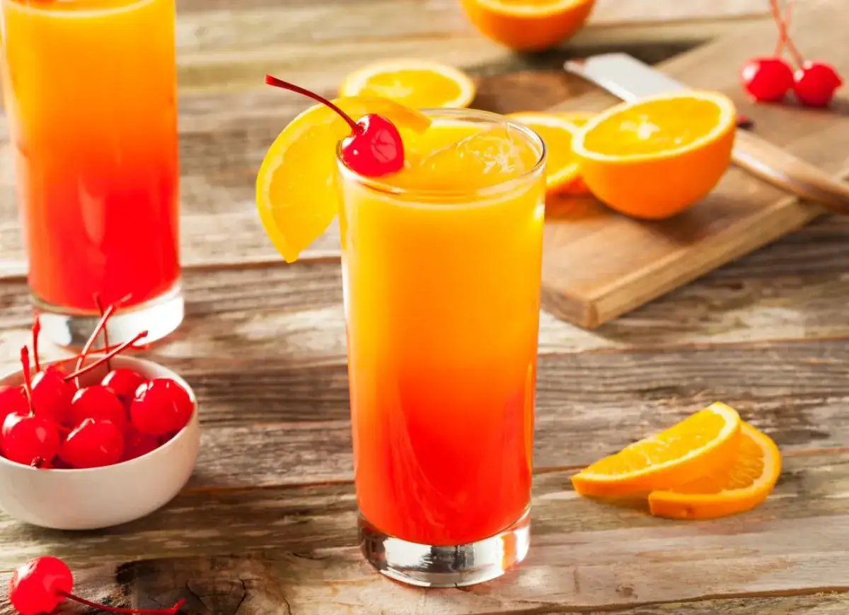 drink Tequila Sunrise