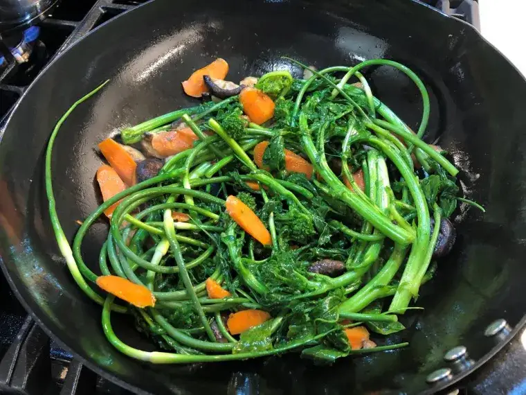 pędy czosnku w kuchni przepisy