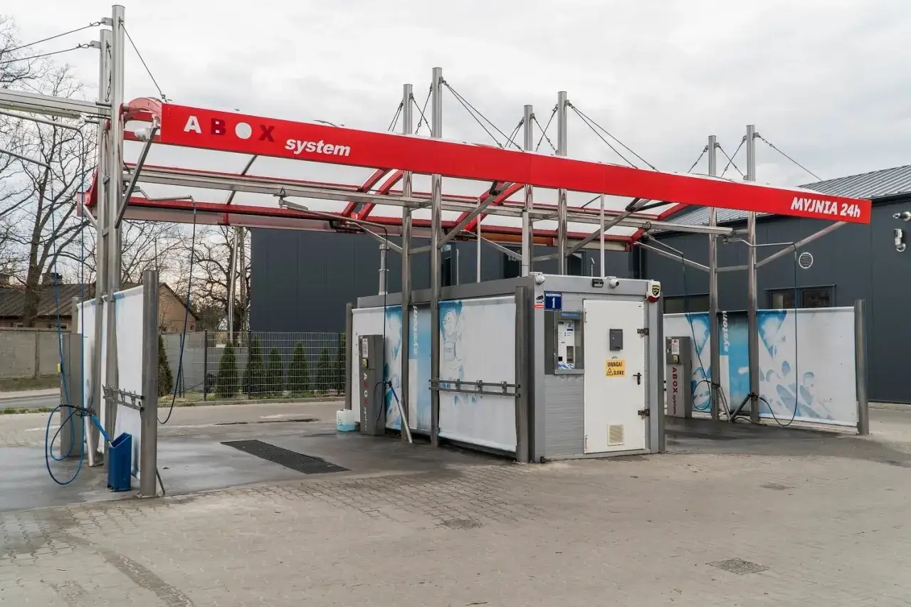 Nowoczesna myjnia bezdotykowa ABOX System. Poznaj myjnia bezdotykowa triki, by Twój samochód lśnił czystością.