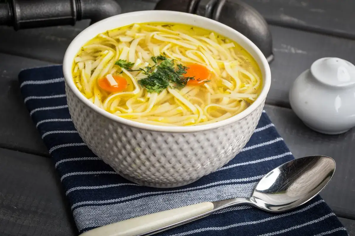 rodzinny obiad ros&oacute;ł niedziela