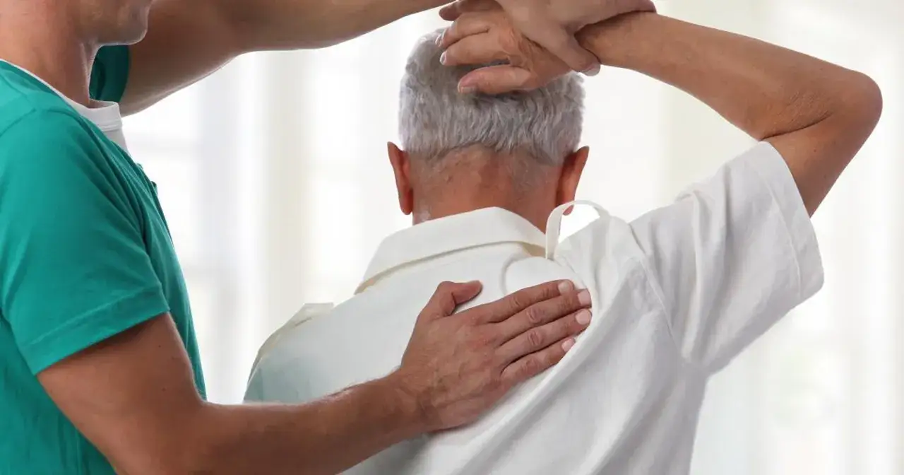 Zdjęcie Czy na rehabilitację prywatnie potrzebne jest skierowanie? Odpowiedź, która zaskakuje