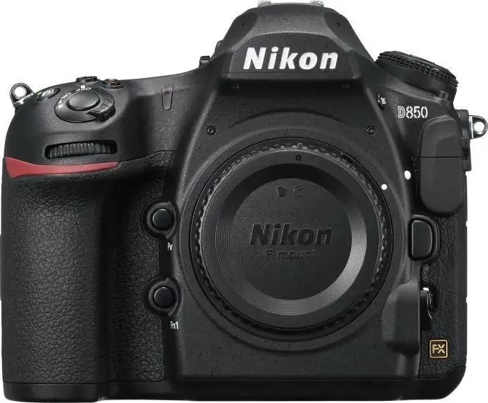 Używane lustrzanki cyfrowe Canon Nikon