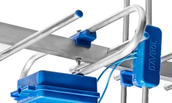 Zdjęcie Antena dookólna czy kierunkowa – która lepiej odbiera sygnał?